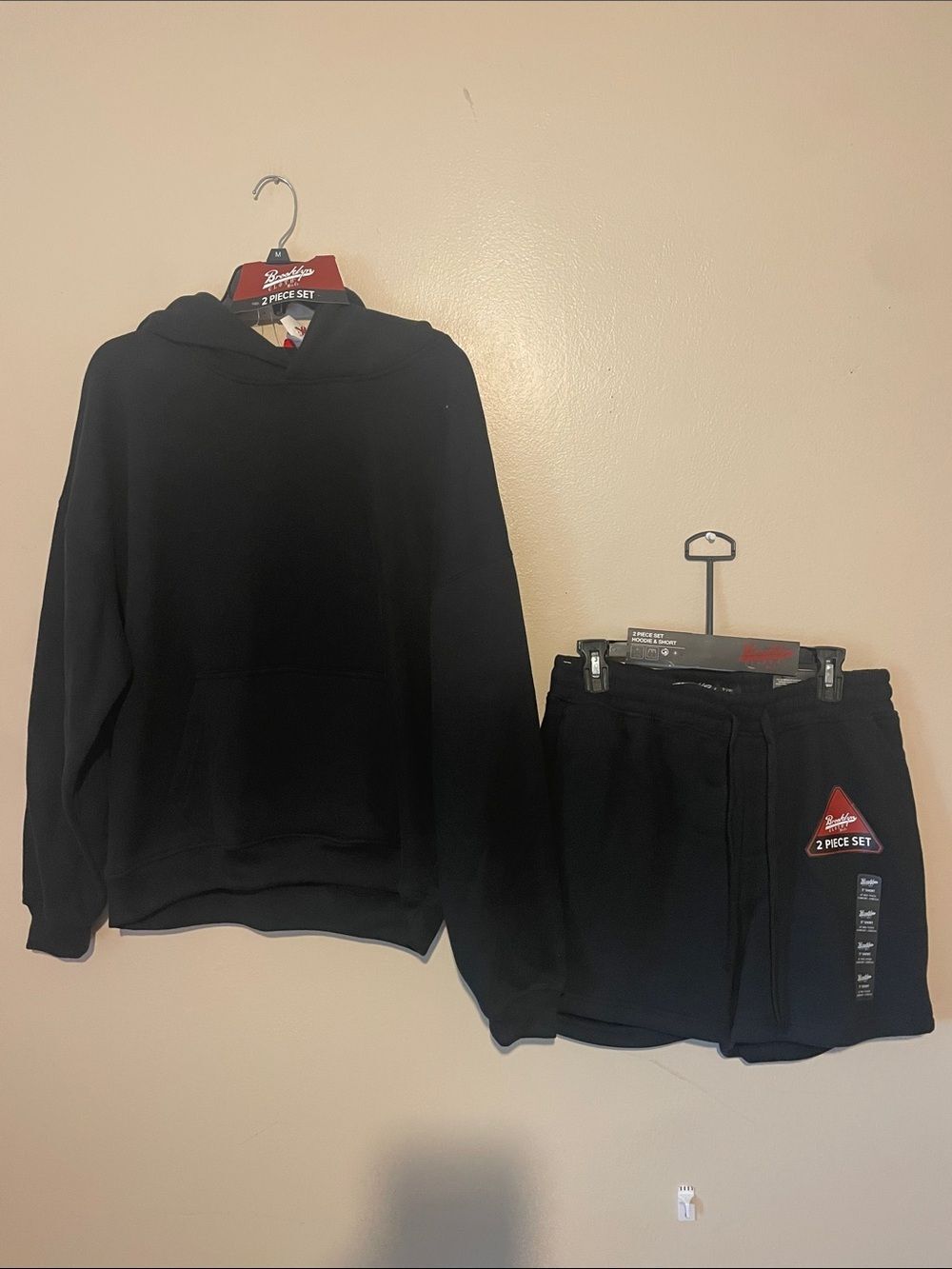 Brooklyn Cloth Black Hoodie Size Medium M- 2Piece Set Hoodie/Shorts